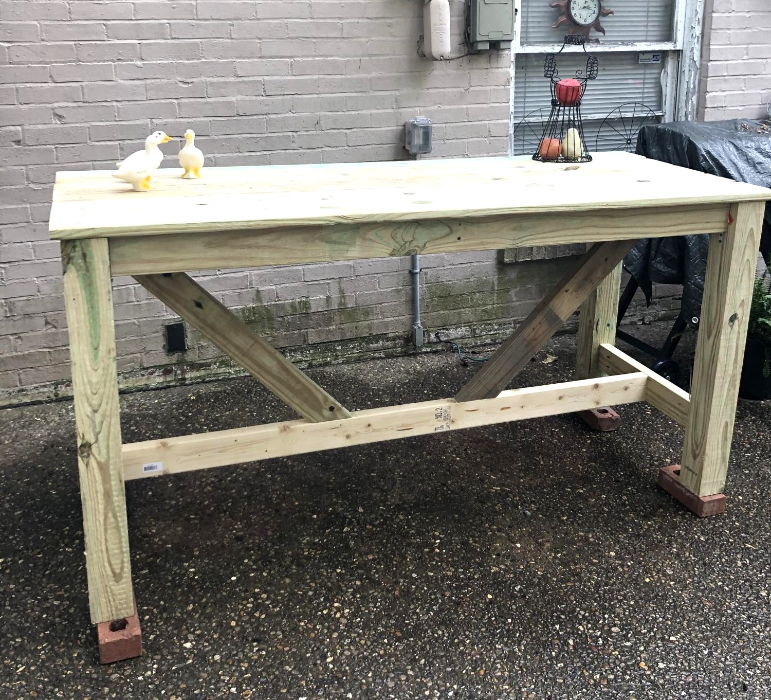 Outdoor buffet table Ana White